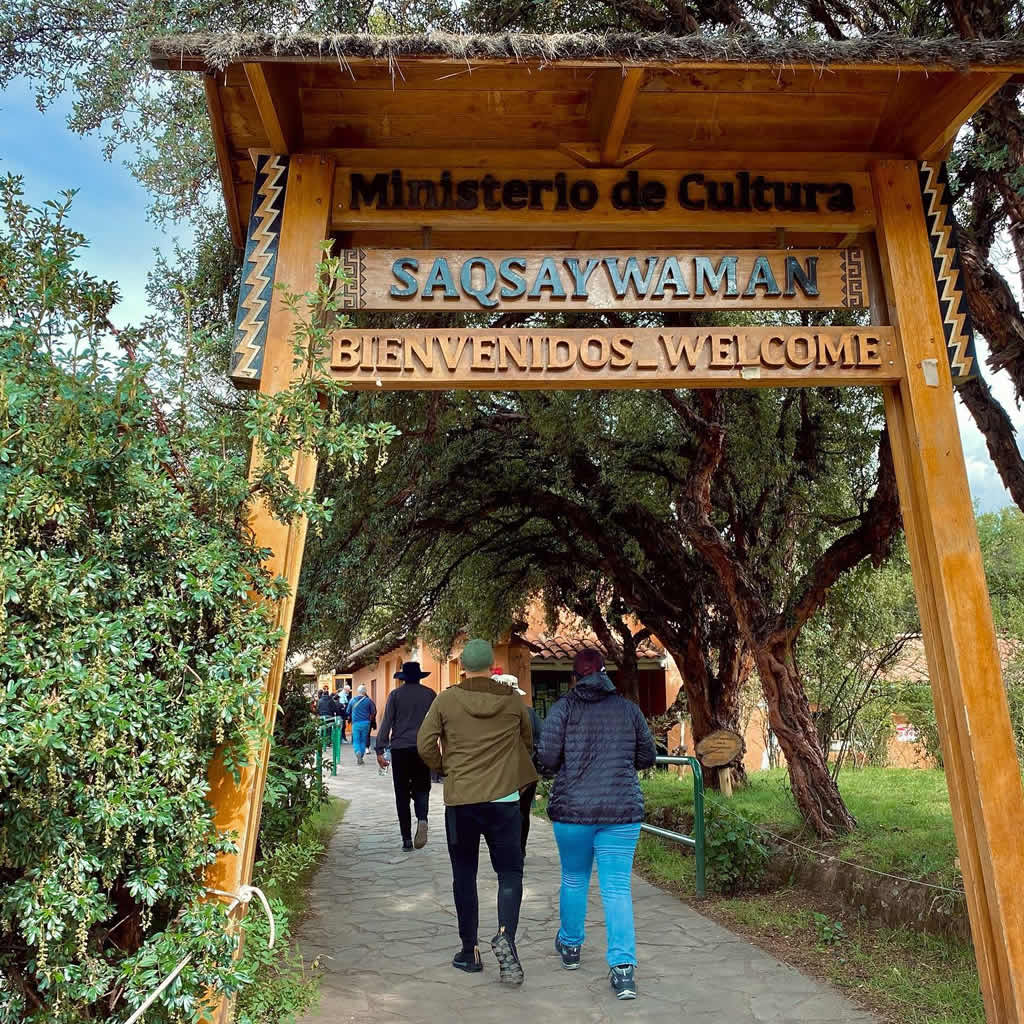 sacsayhuaman tour